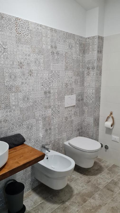 Luciae Domus Hotel Roccascalegna Bagian luar foto
