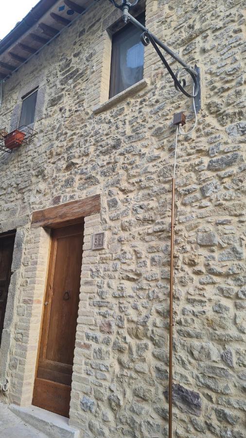 Luciae Domus Hotel Roccascalegna Bagian luar foto